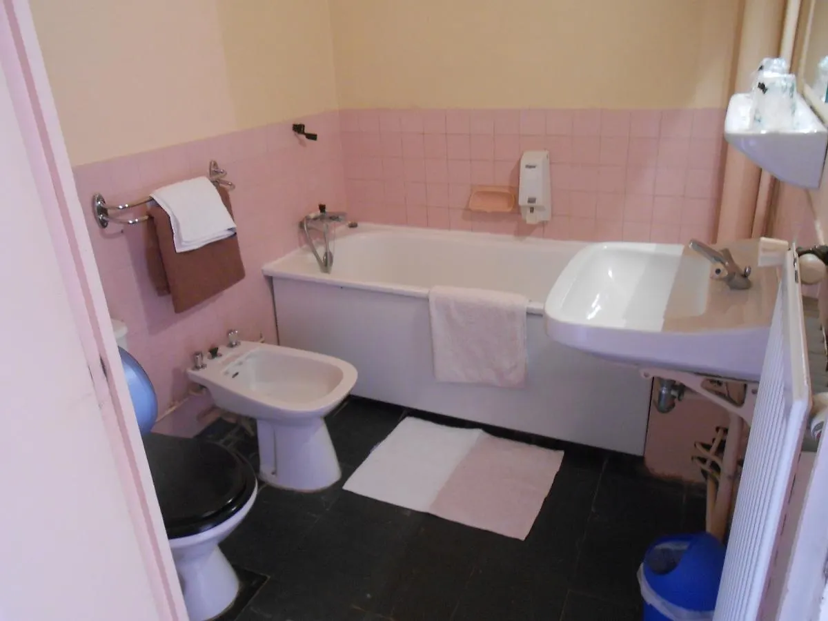 Est-Ouest Hotel Doyet