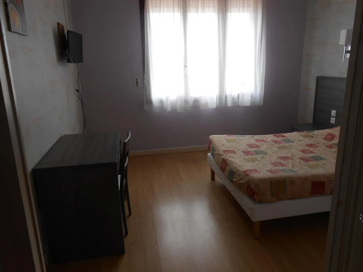 Est-Ouest Hotel Doyet France